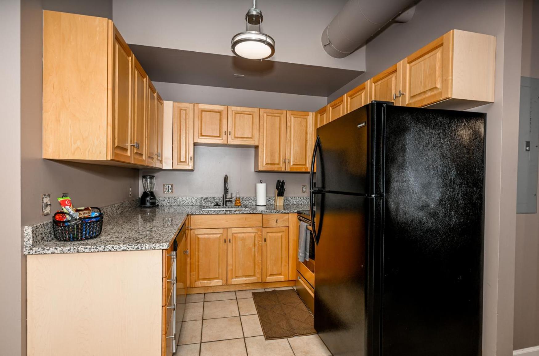 2 Bath Prkg+Gym+Sauna Perk Plaza +30 Day Cleveland Eksteriør bilde